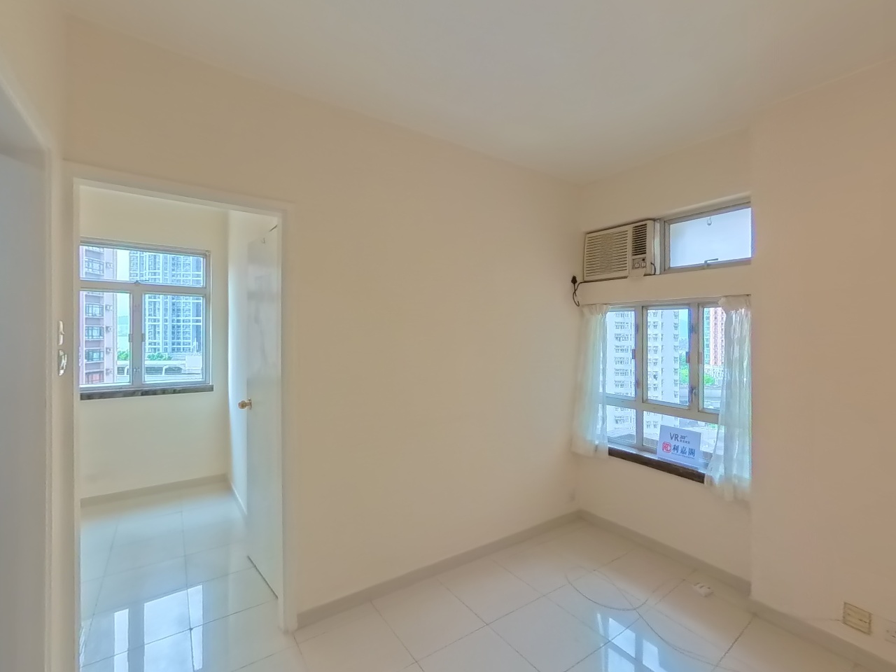 SUNSHINE CITY PHASE 2 - Block D Medium Floor Zone Flat 6 Ma On Shan