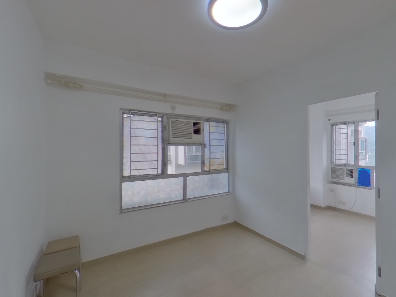 金狮花园 2期 金宁阁 (D座) 高层 7室 大围