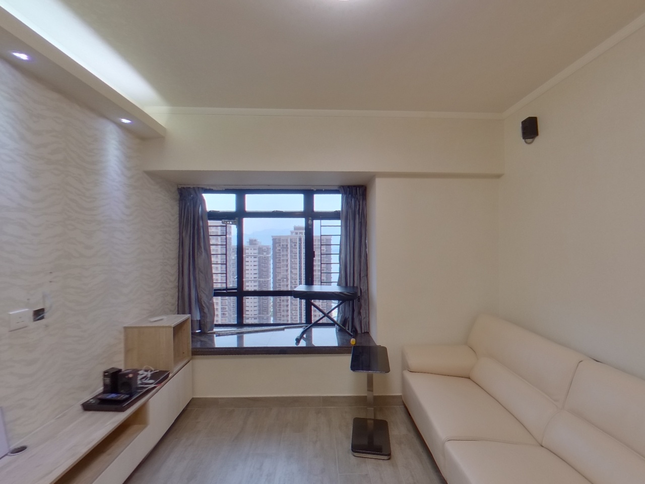 新港城 4期 J座 高层 1室 马鞍山