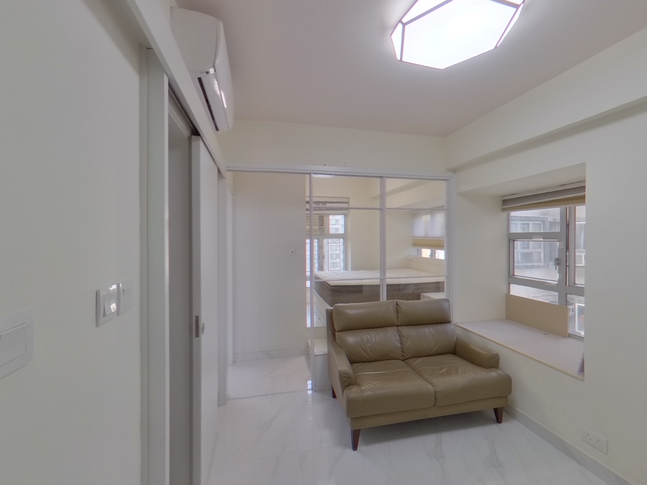 GOLDEN LION GARDEN PHASE 2 - Golden Comfort Court (block D) Very High Floor Zone Flat 8 Tai Wai