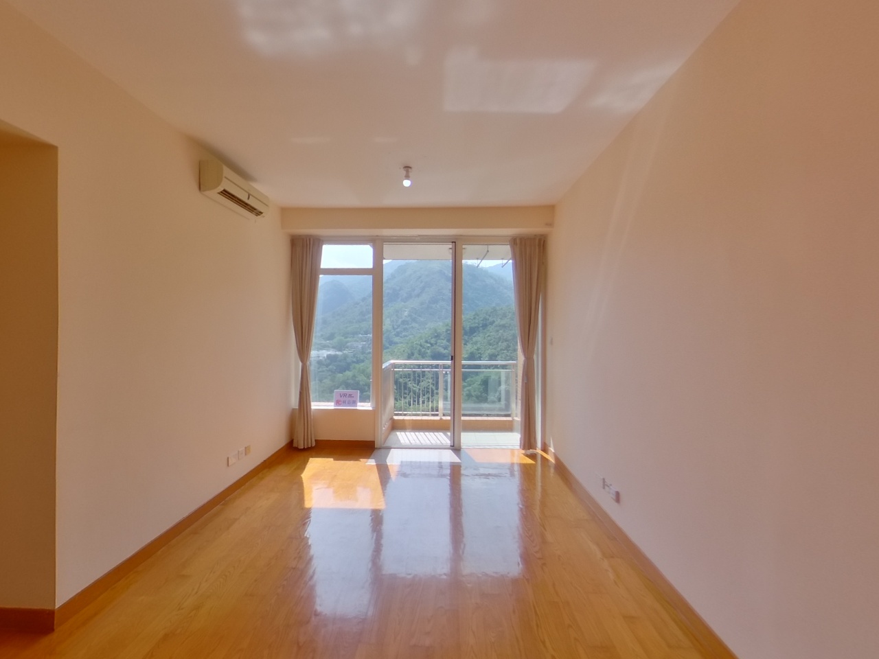 晋名峰 C座 高层 C室 沙田/火炭/九肚山