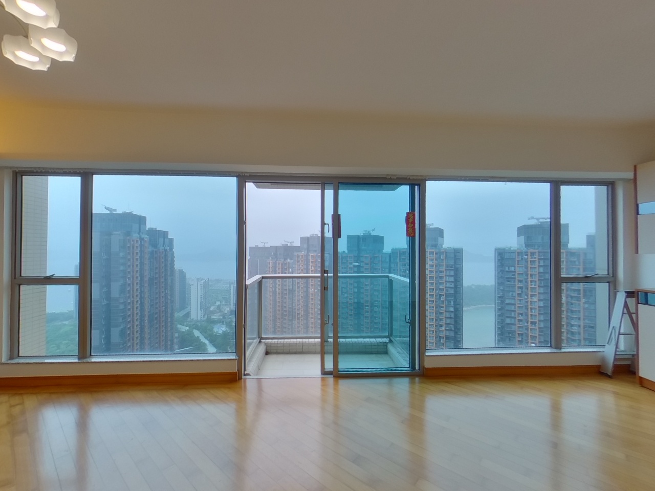 LAKE SILVER TOWER 3 High Floor Zone Flat C Ma On Shan