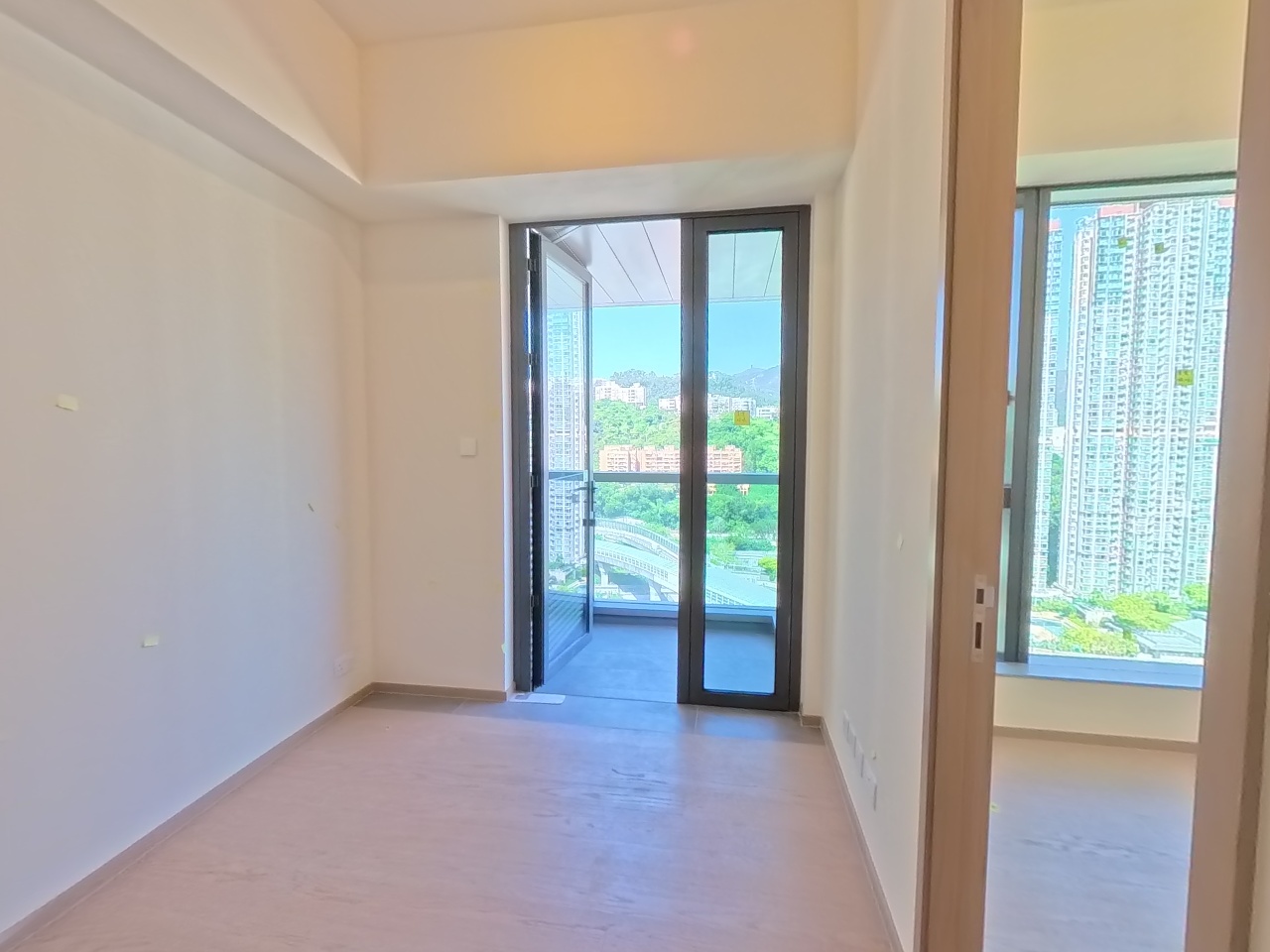 UNI RESIDENCE High Floor Zone Flat A Tai Wai