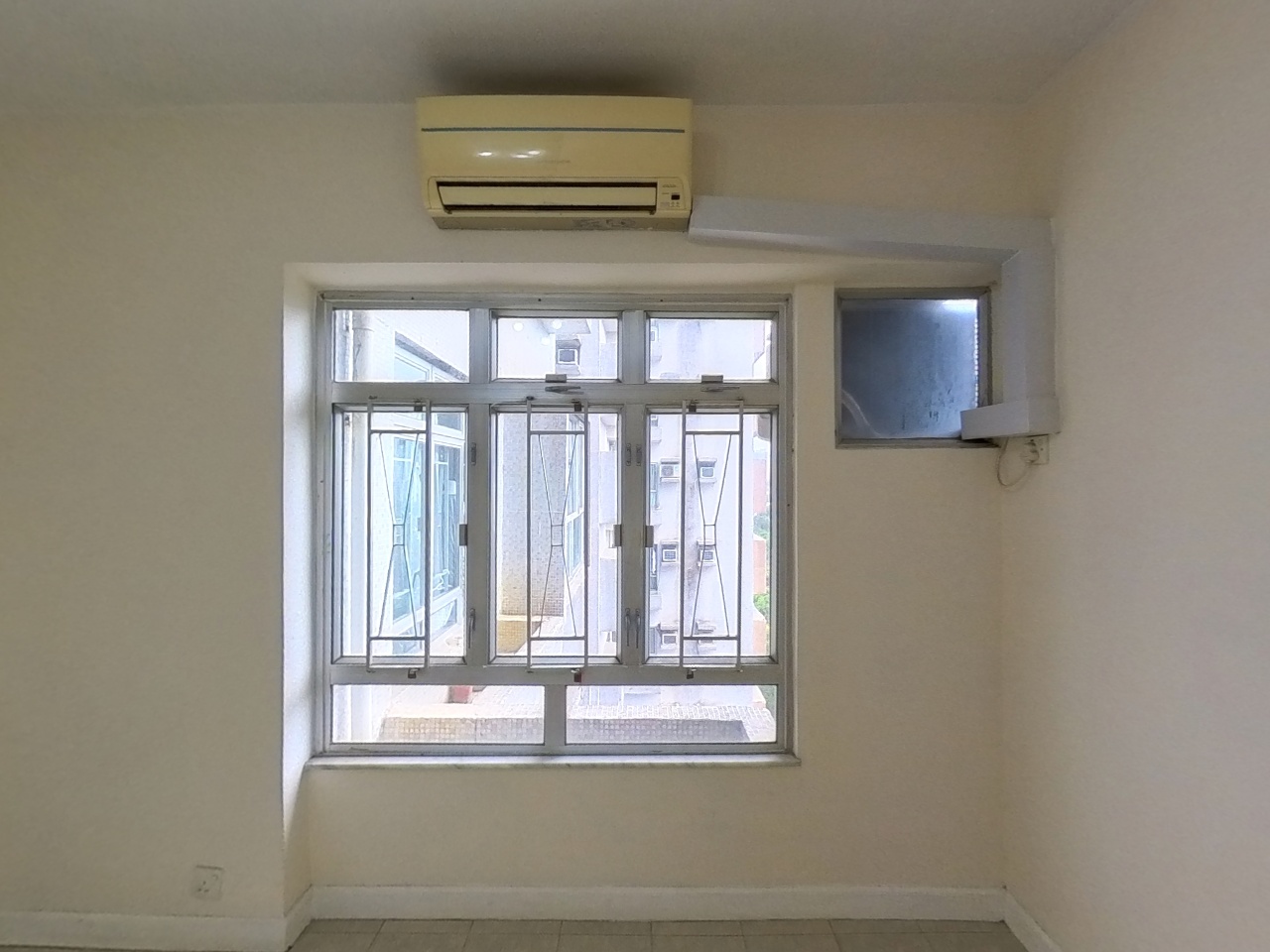 SHEUNGSHUI TOWN CENTER PARIS COURT (BLOCK 3) High Floor Zone Flat B Sheung Shui/Fanling/Kwu Tung