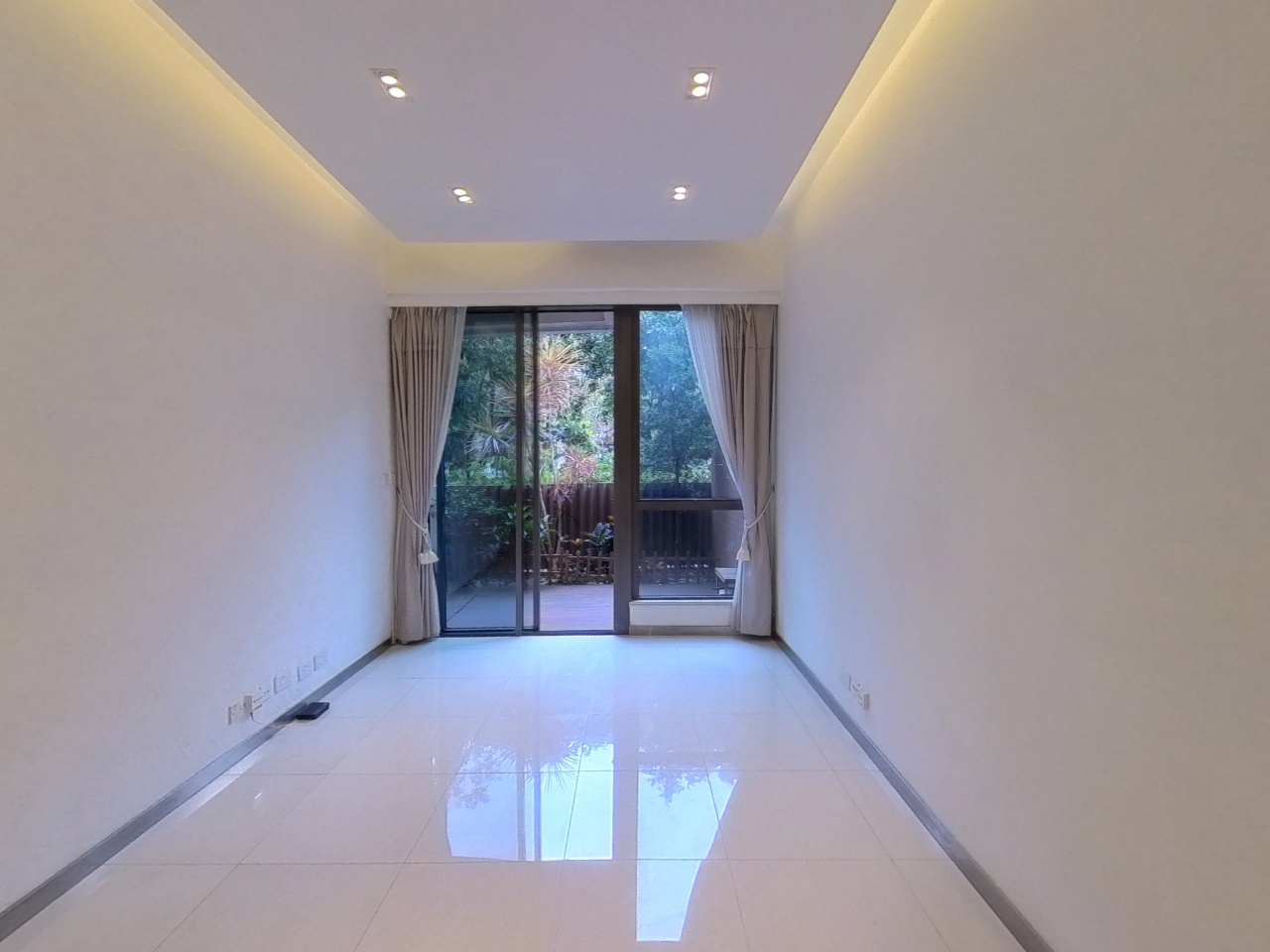 玖瓏山 傲瓏閣 第2座 低層 D室 沙田/火炭/九肚山