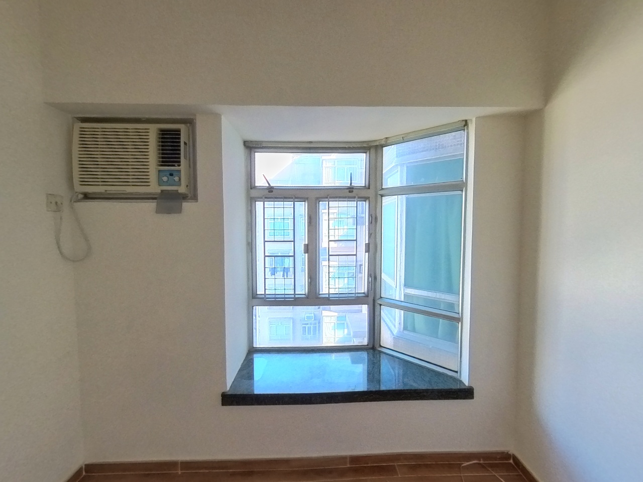 SHEUNG SHUI CENTRE BLOCK 3