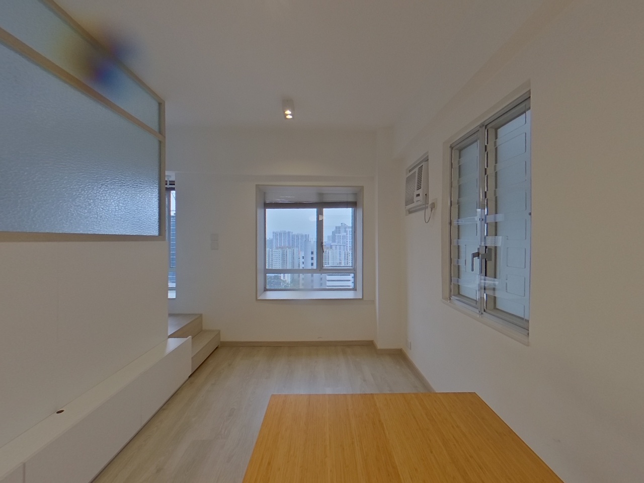 時代廣場 C座 高層 11室 屯門