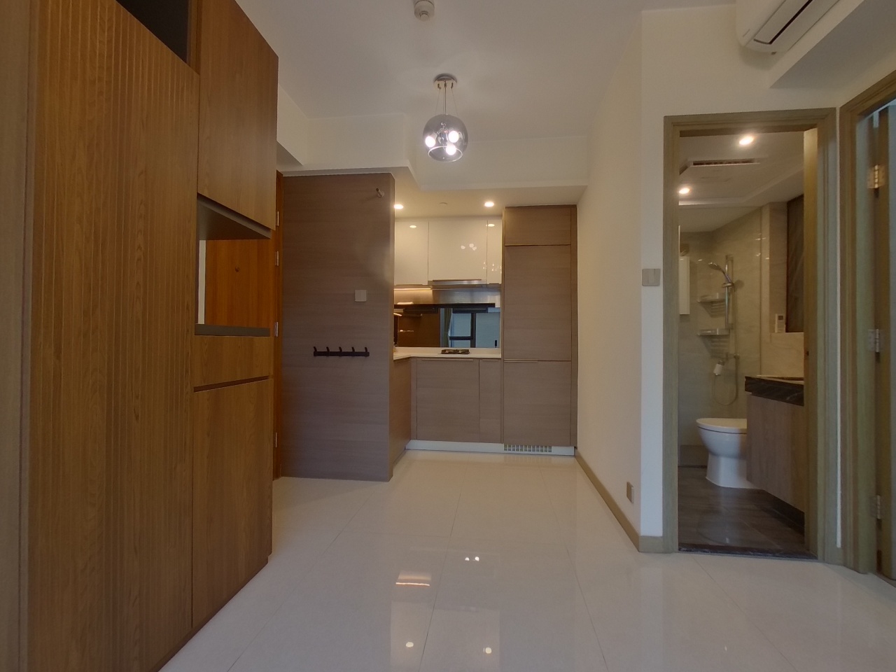 映日灣 3座 低層 E室 荃灣