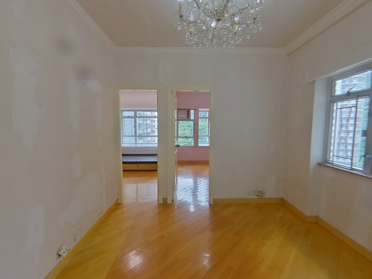 TSUEN KING GARDEN PHASE 1 - Block 3 High Floor Zone Flat E Tsuen Wan