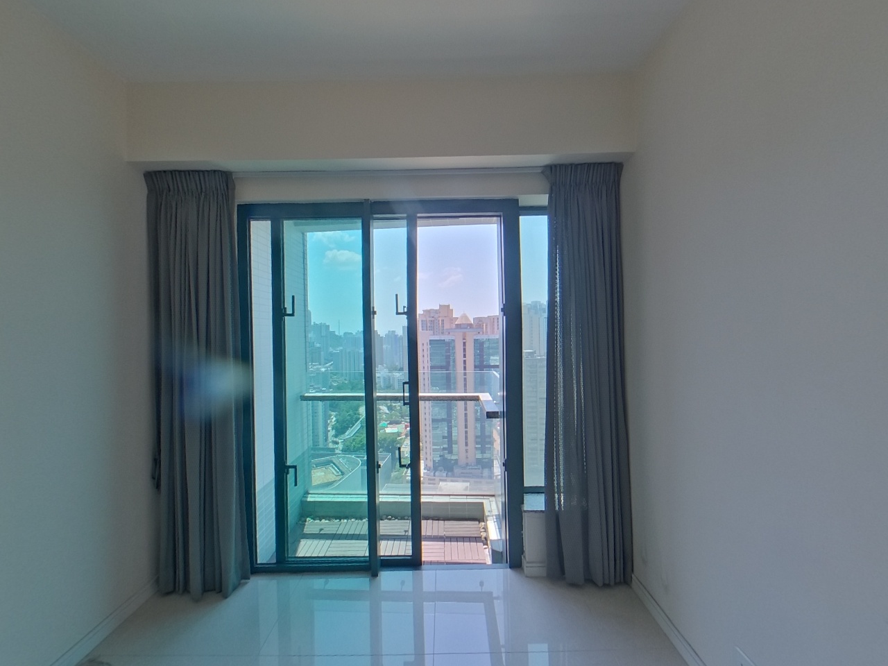 THE RISE High Floor Zone Flat RC Tsuen Wan