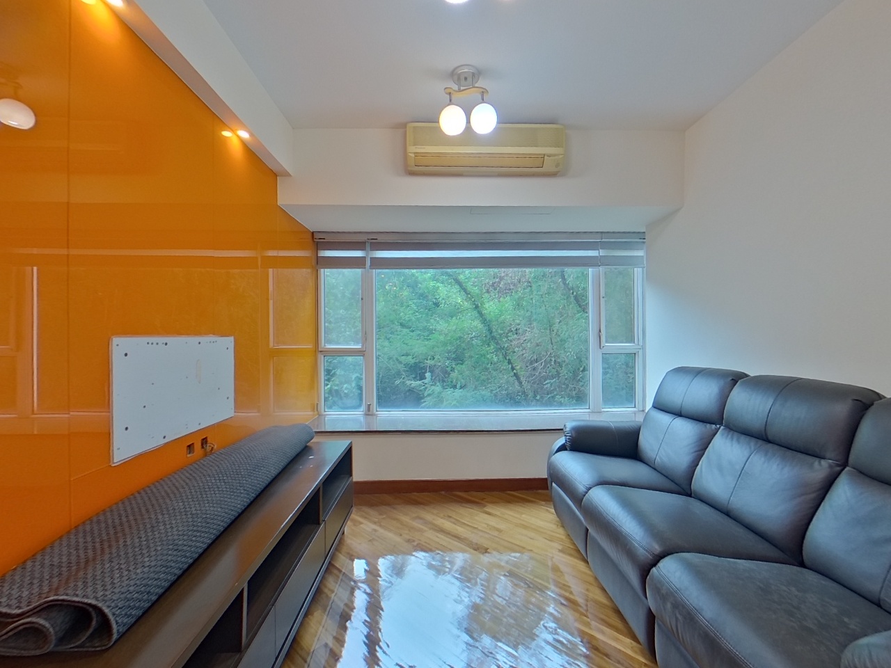 PALM COVE BLOCK 6 Medium Floor Zone Flat D Sham Tseng/Castle Peak Road