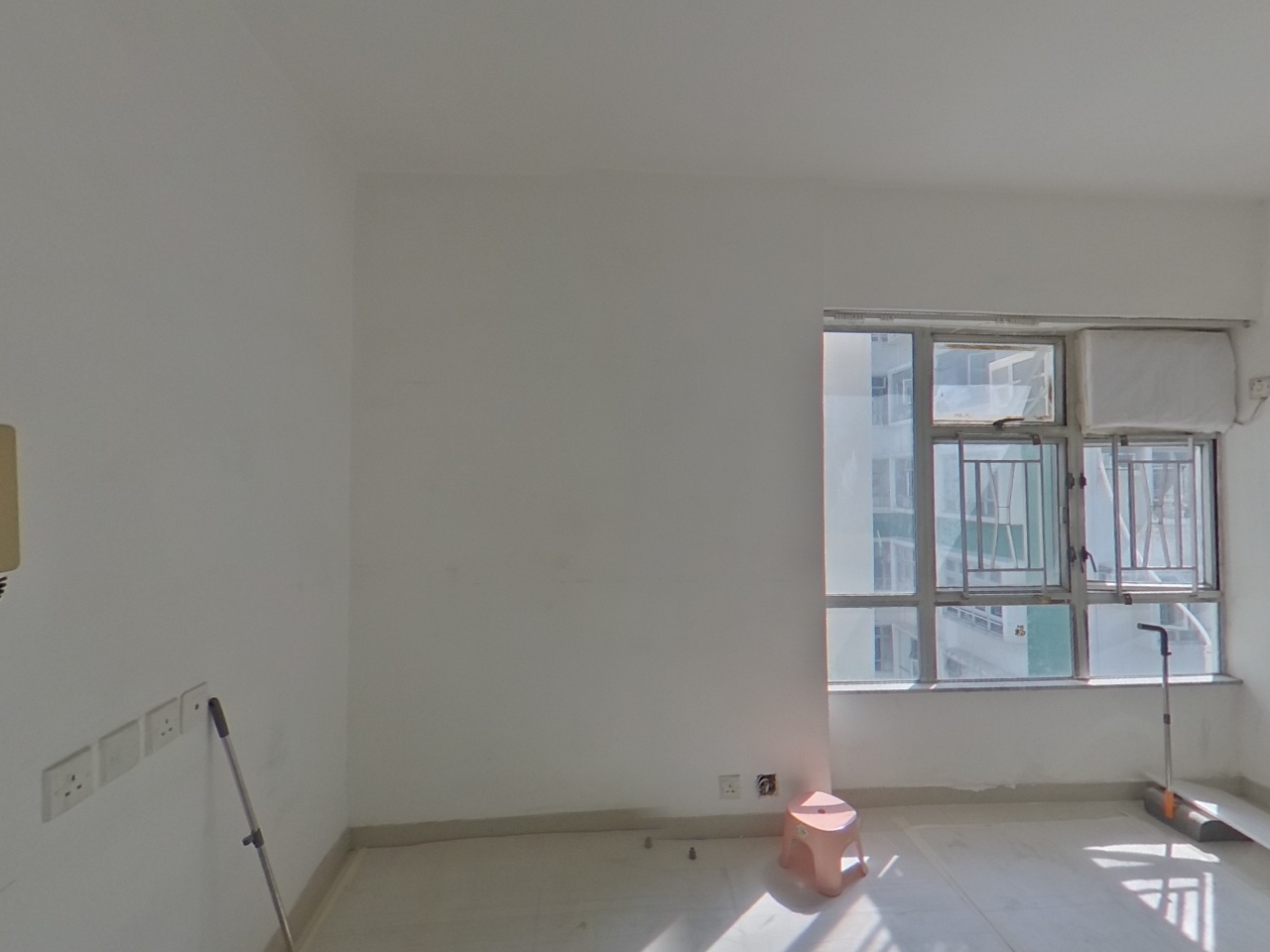 GREENLAND GARDEN BLOCK A Very High Floor Zone Flat 4 Tuen Mun