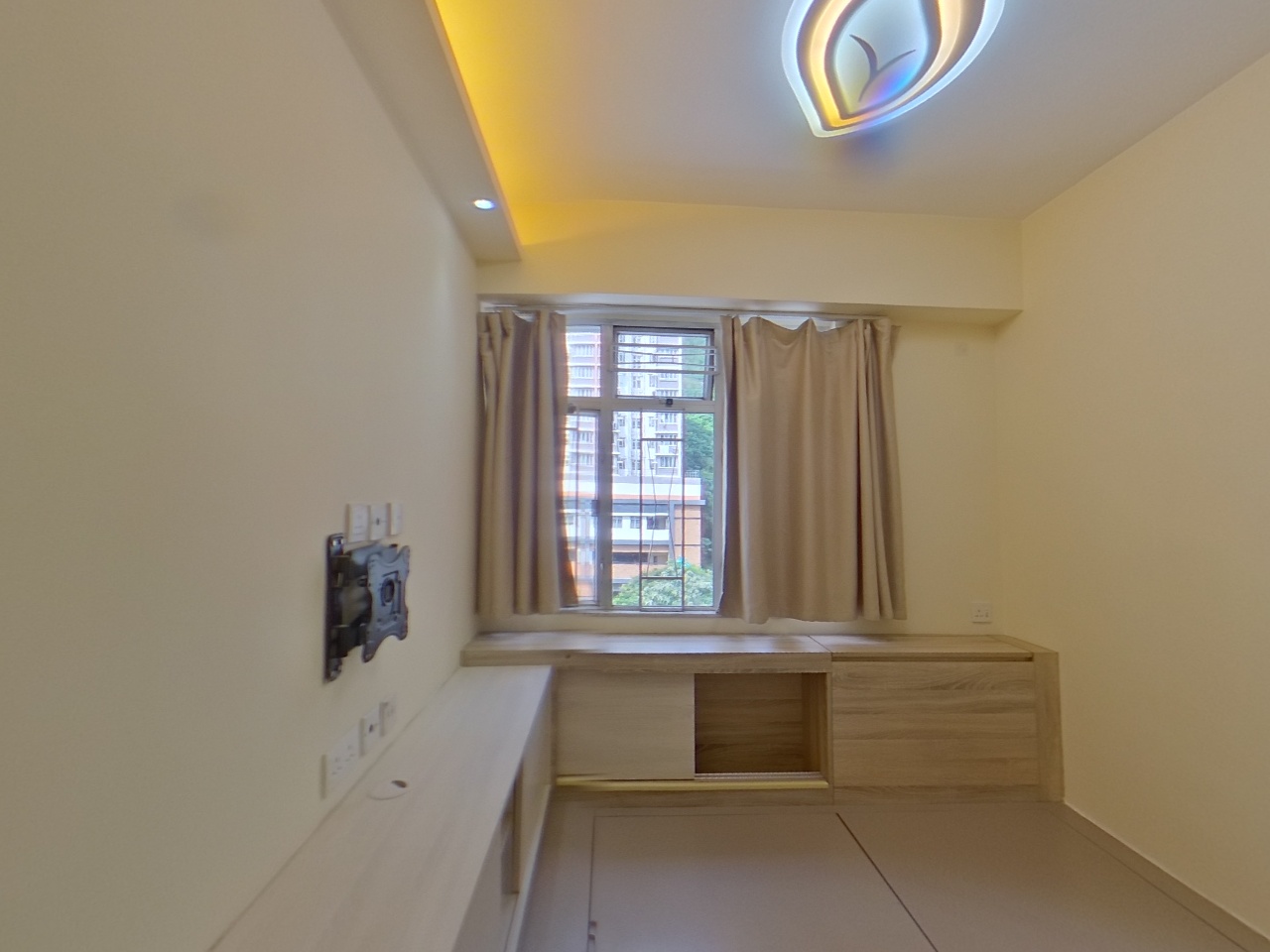 KAI HEI LAND BUILDING Low Floor Zone Flat A Tuen Mun