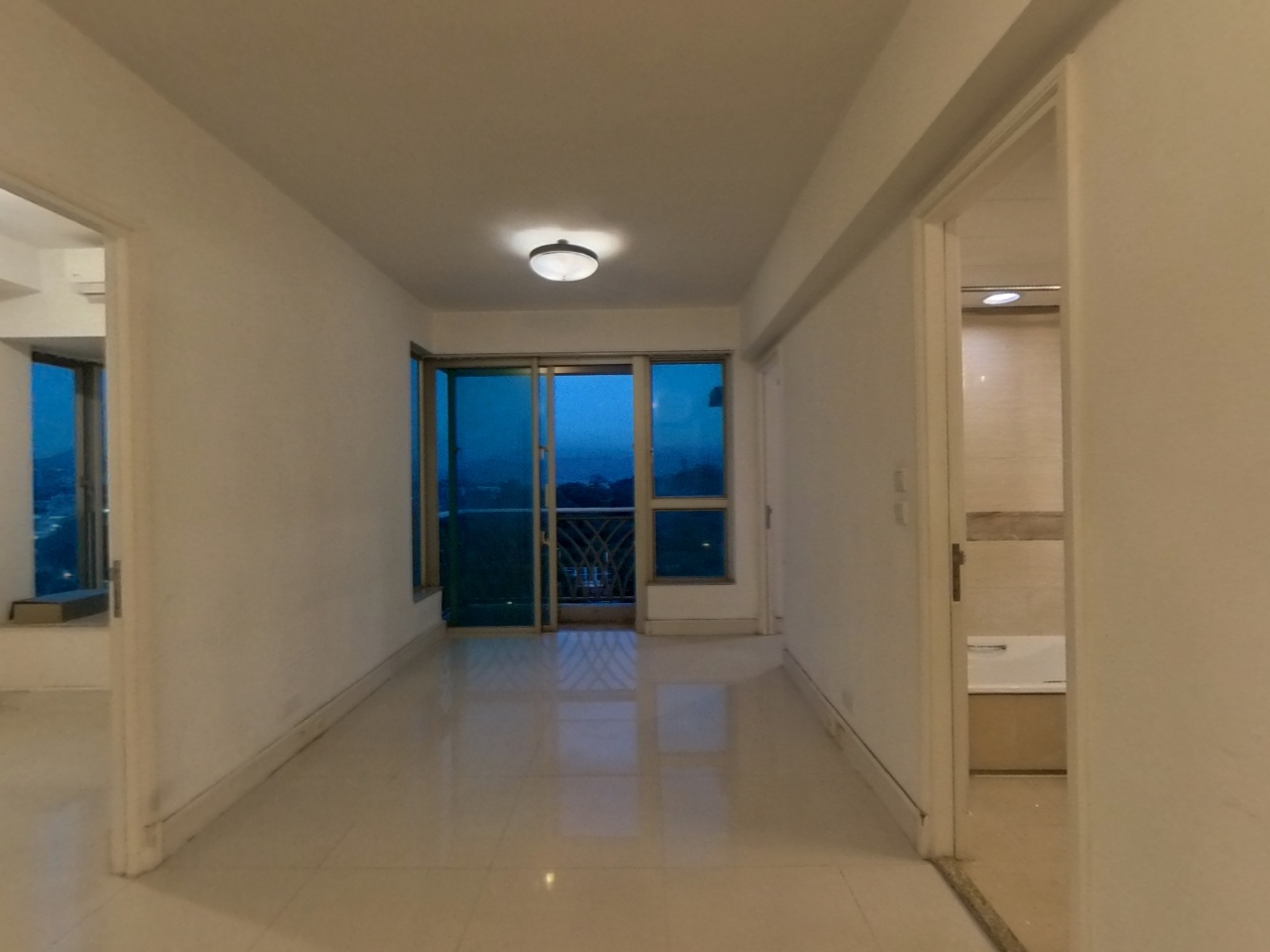 尚城 8座 高层 D室 元朗