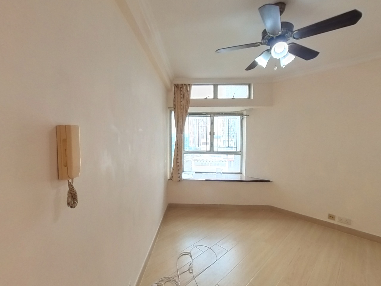 嘉湖山庄 6期 美湖居 1座 中层 D室 天水围