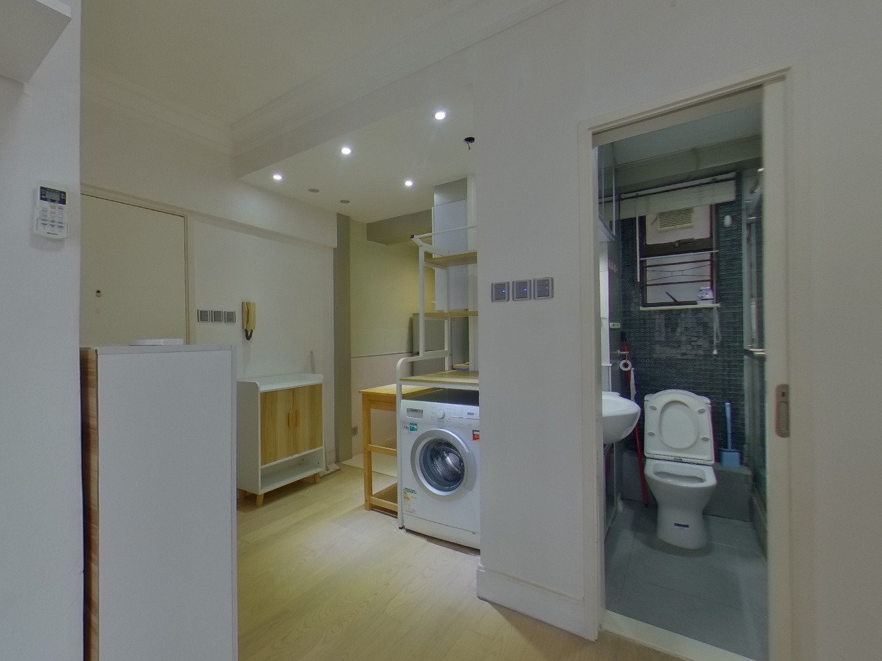 偉華中心 1座 中層 B室 沙田/火炭/九肚山