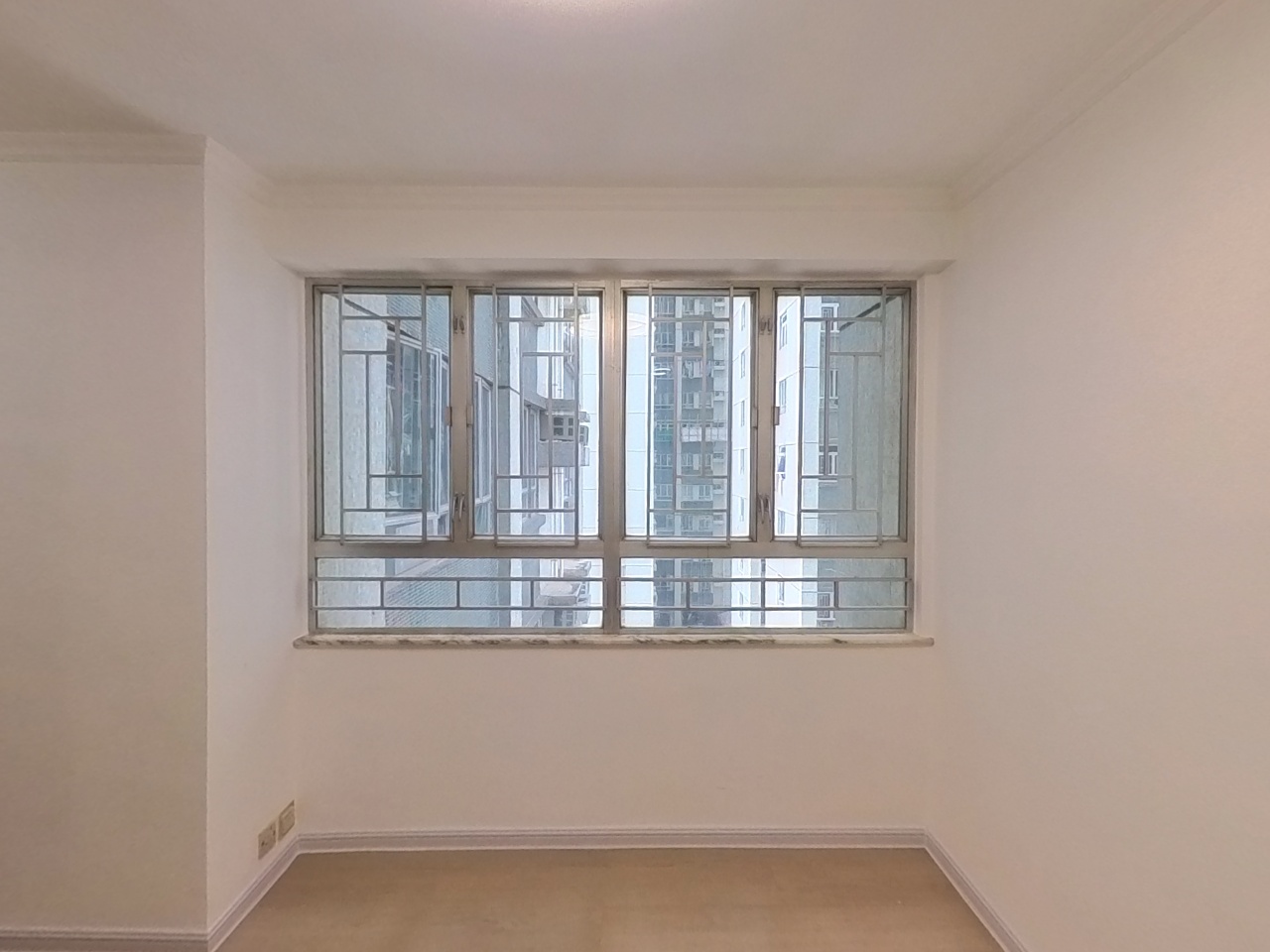 丽城花园 3期 4座 低层 B室 荃湾