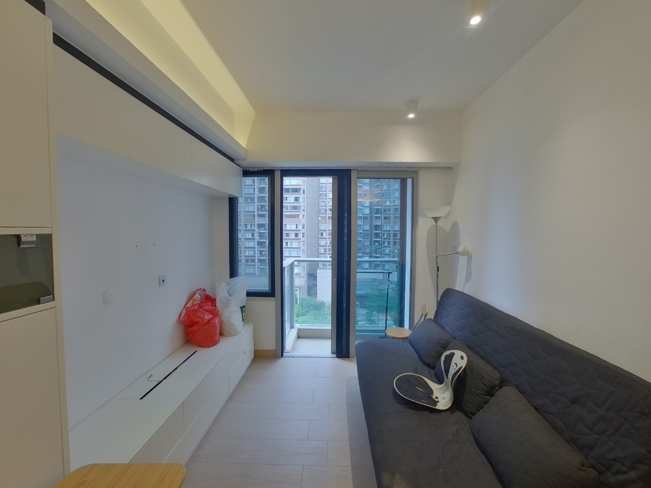 CENTURY LINK PHASE 2 - Tower 2b Medium Floor Zone Flat 10 Tung Chung