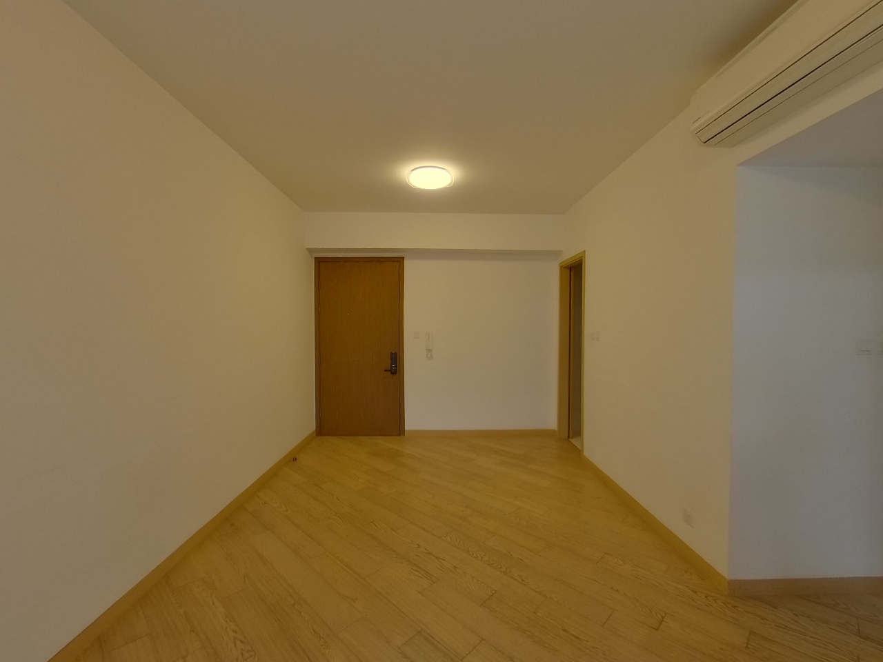 THE VISIONARY TOWER 8 Low Floor Zone Flat D Tung Chung