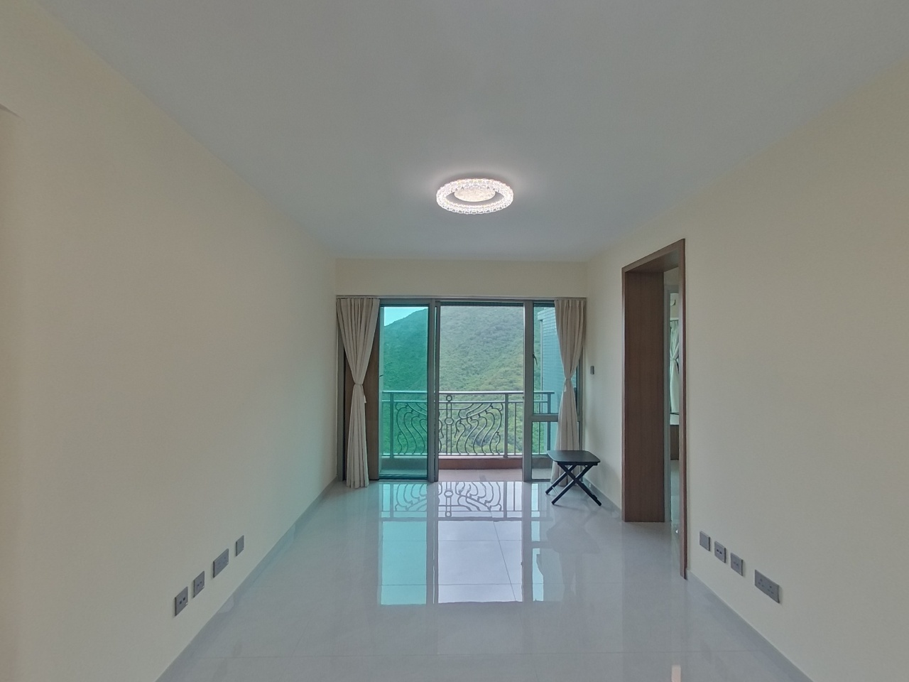 CARIBBEAN COAST PHASE 2 ALBANY COVE - Tower 6 Very High Floor Zone Flat D Tung Chung