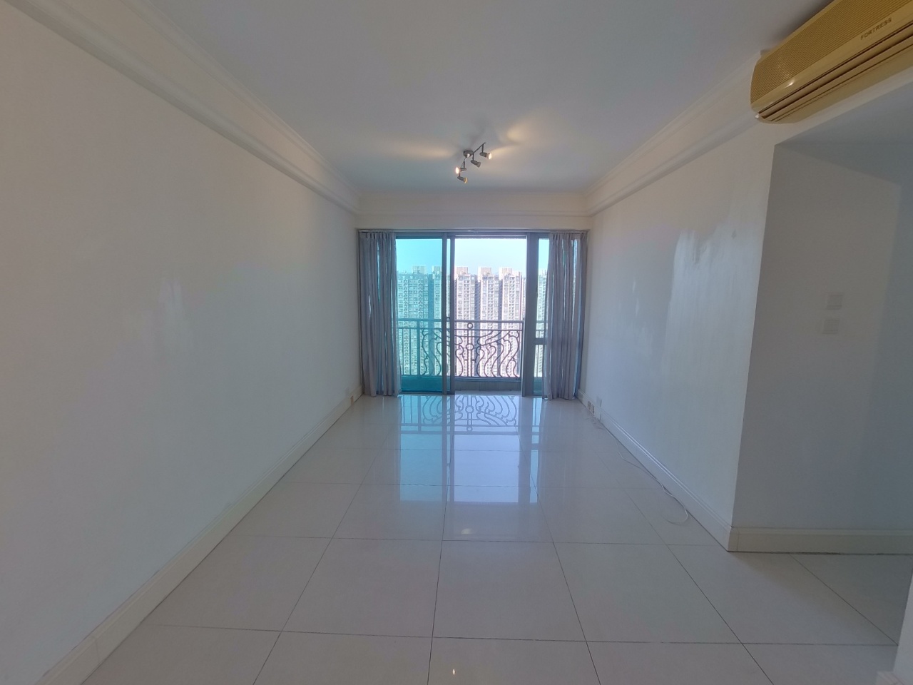 映灣園 3期 悅濤軒 10座 高層 B室 東涌