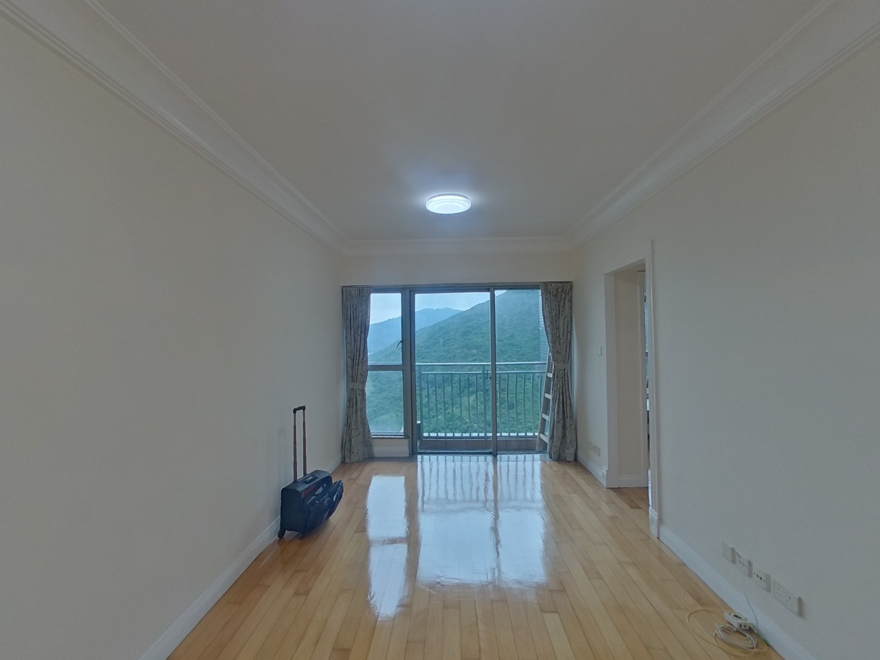 CARIBBEAN COAST PHASE 1 MONTEREY COVE - Tower 5 High Floor Zone Flat D Tung Chung