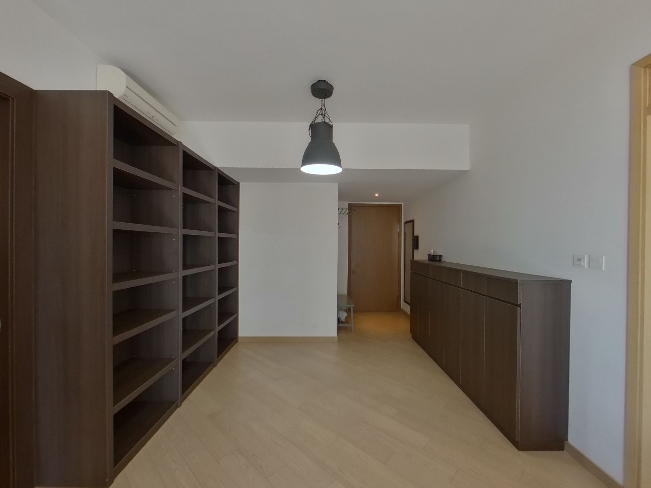 昇薈 1座 中層 E室 東涌