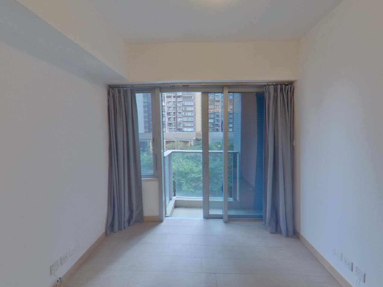 CENTURY LINK PHASE 2 - Tower 2b Low Floor Zone Flat 12 Tung Chung
