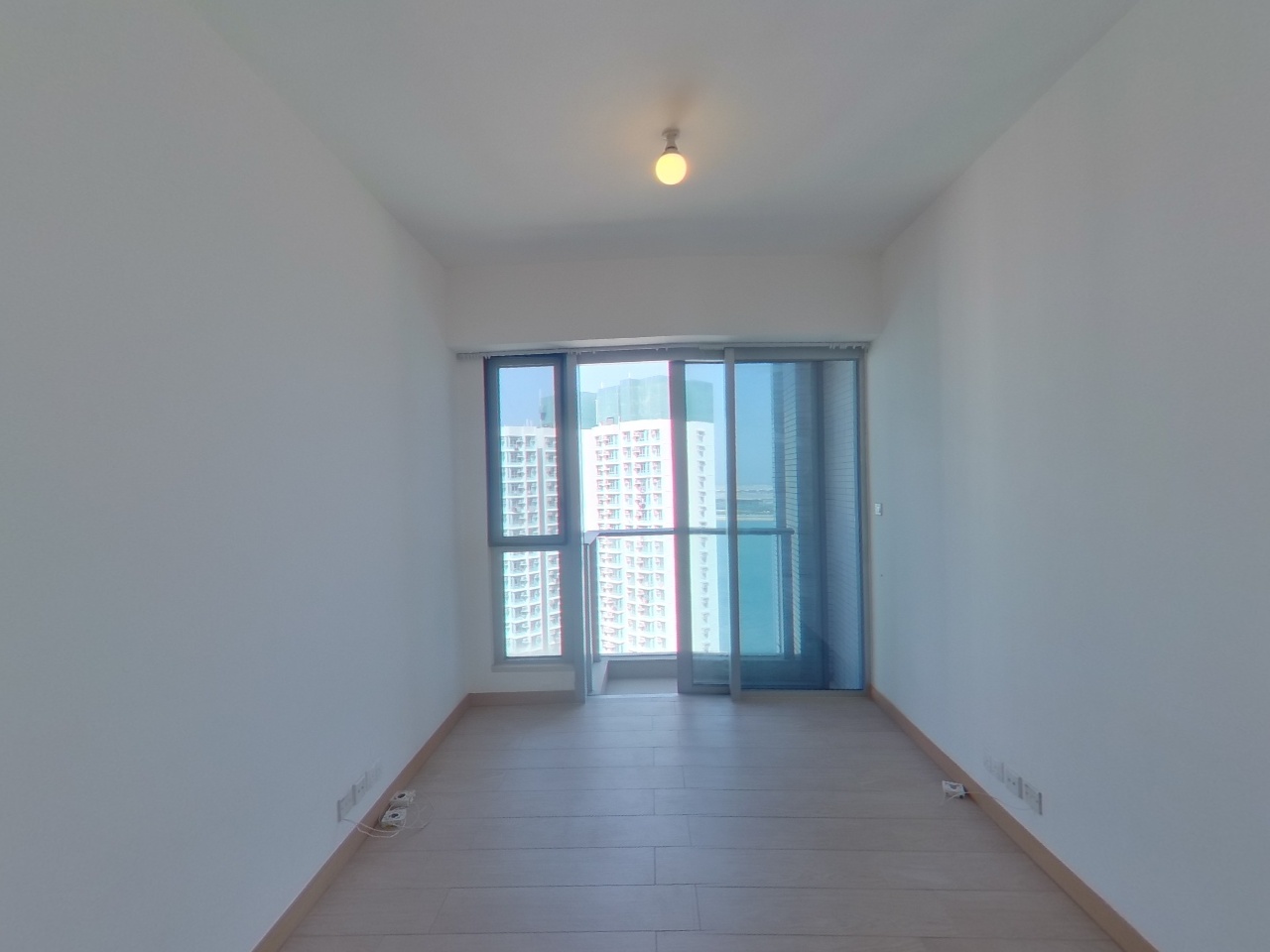 CENTURY LINK PHASE 1 - Tower 3a Very High Floor Zone Flat 09 Tung Chung