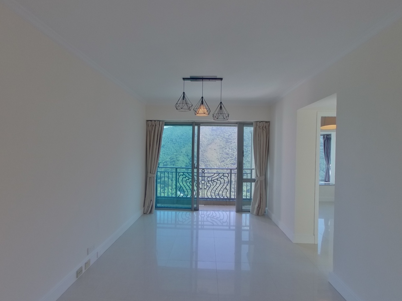 映灣園 3期 悅濤軒 9座 高層 D室 東涌