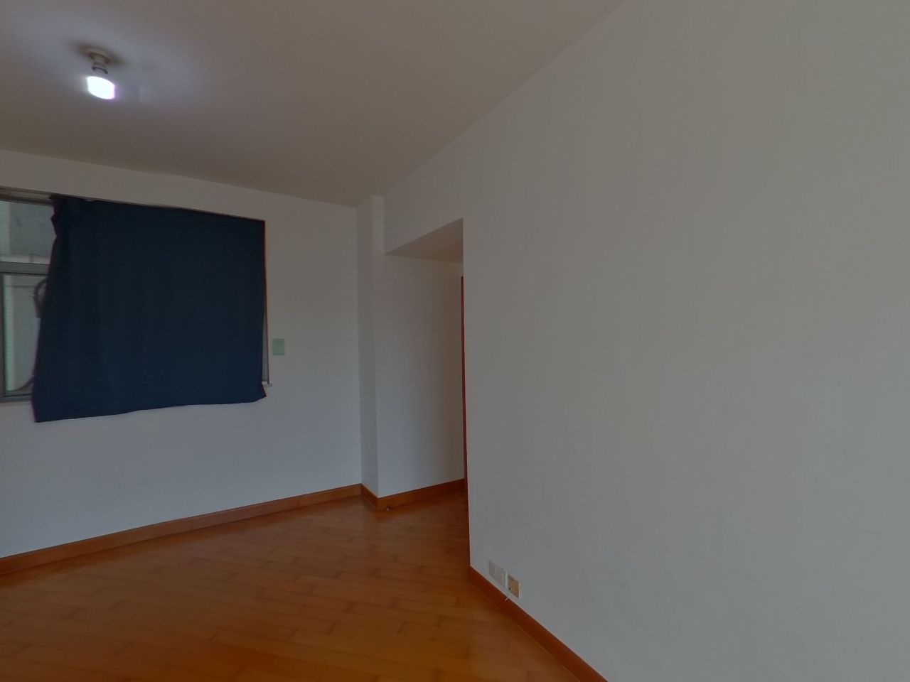 COASTAL SKYLINE PHASE 1 - Block 3 High Floor Zone Flat E Tung Chung