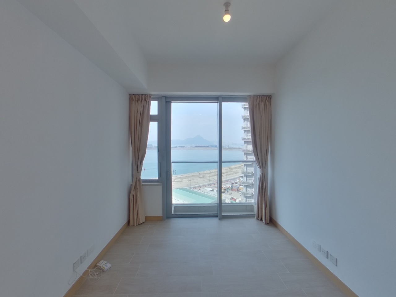 CENTURY LINK PHASE 1 - Tower 3a High Floor Zone Flat 05 Tung Chung