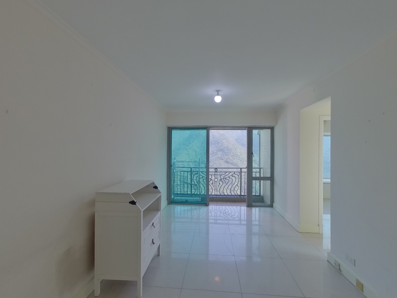 CARIBBEAN COAST PHASE 4 CRYSTAL COVE - Tower 15 Very High Floor Zone Flat D Tung Chung