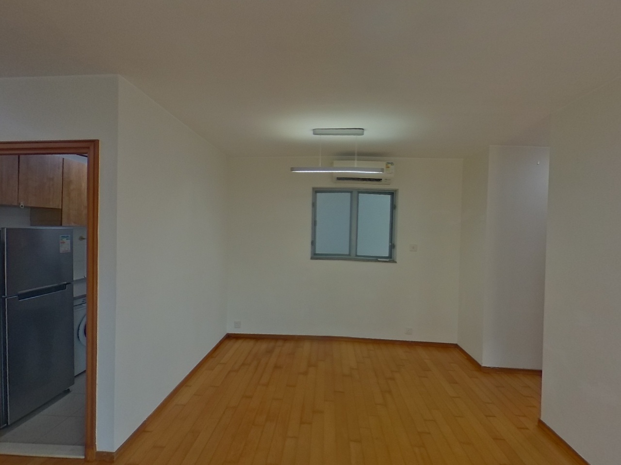 SEAVIEW CRESCENT BLOCK 3 Very High Floor Zone Flat H Tung Chung