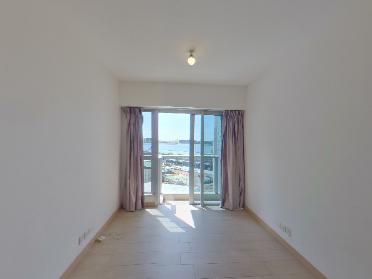 CENTURY LINK PHASE 2 - Tower 2a Low Floor Zone Flat 09 Tung Chung