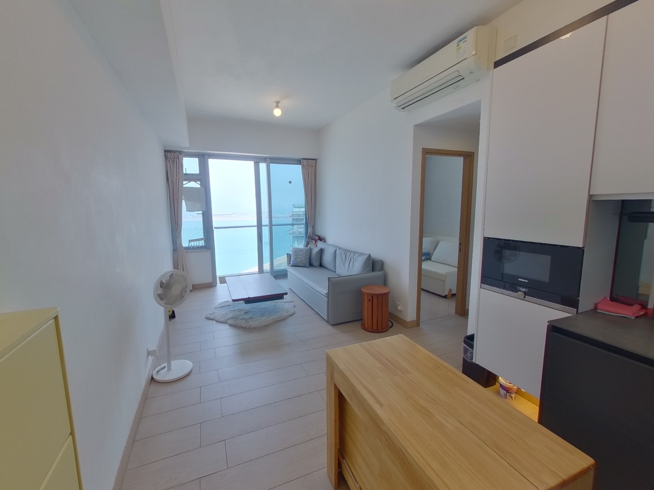 CENTURY LINK PHASE 1 - Tower 3a Very High Floor Zone Flat 05 Tung Chung