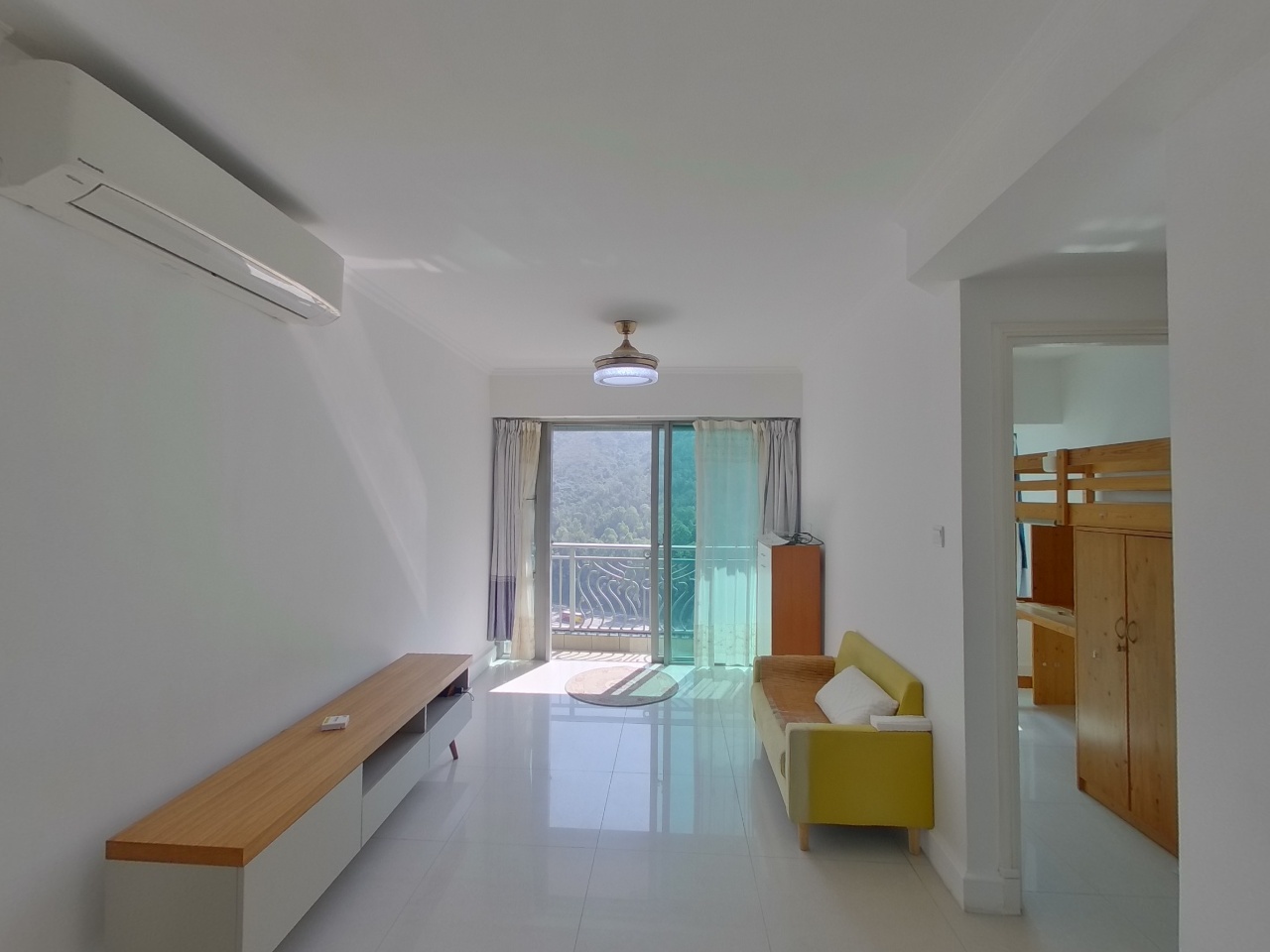 CARIBBEAN COAST PHASE 4 CRYSTAL COVE - Tower 15 Medium Floor Zone Flat C Tung Chung