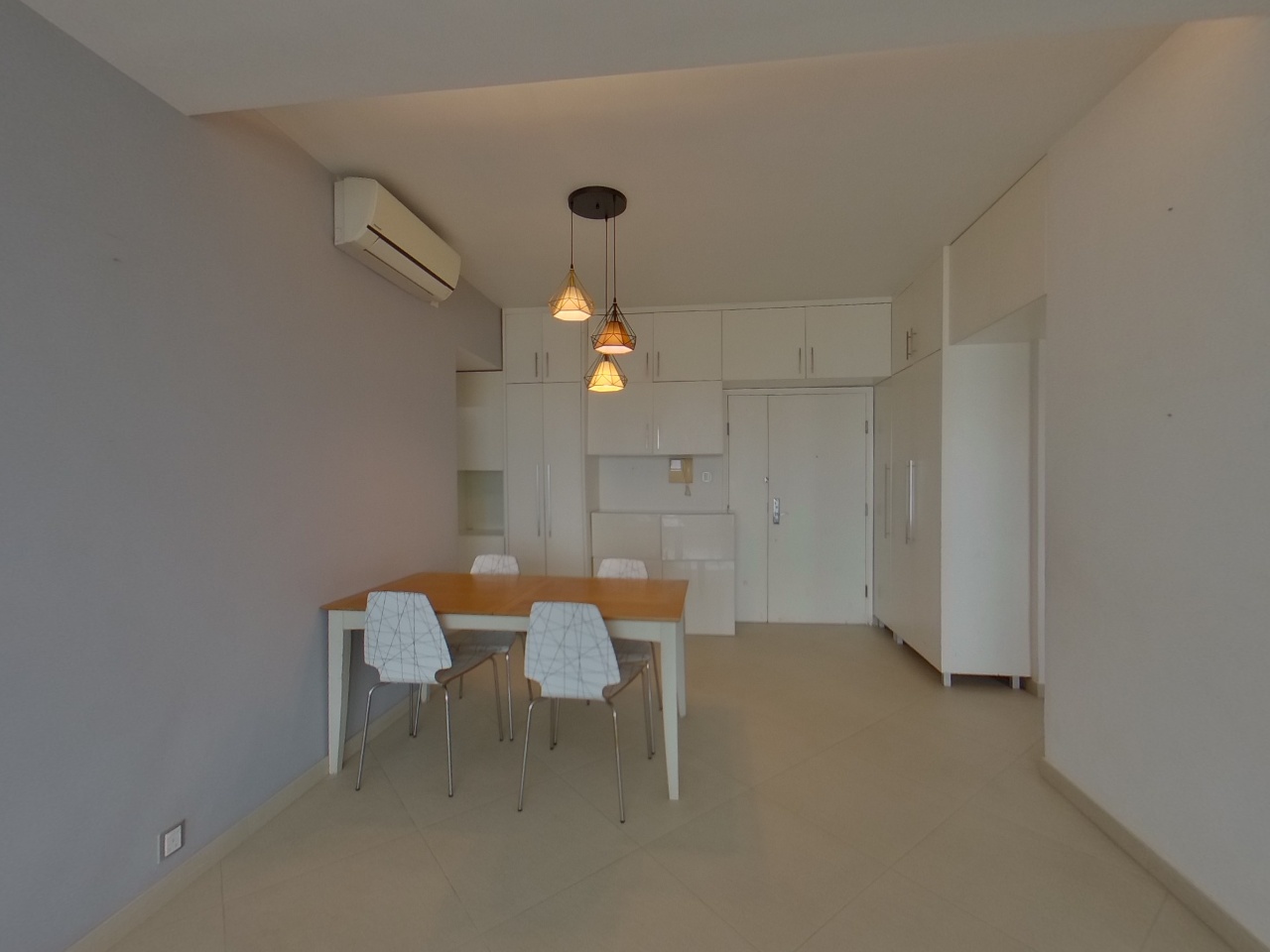 蓝天海岸 1期 2座 中层 C室 东涌