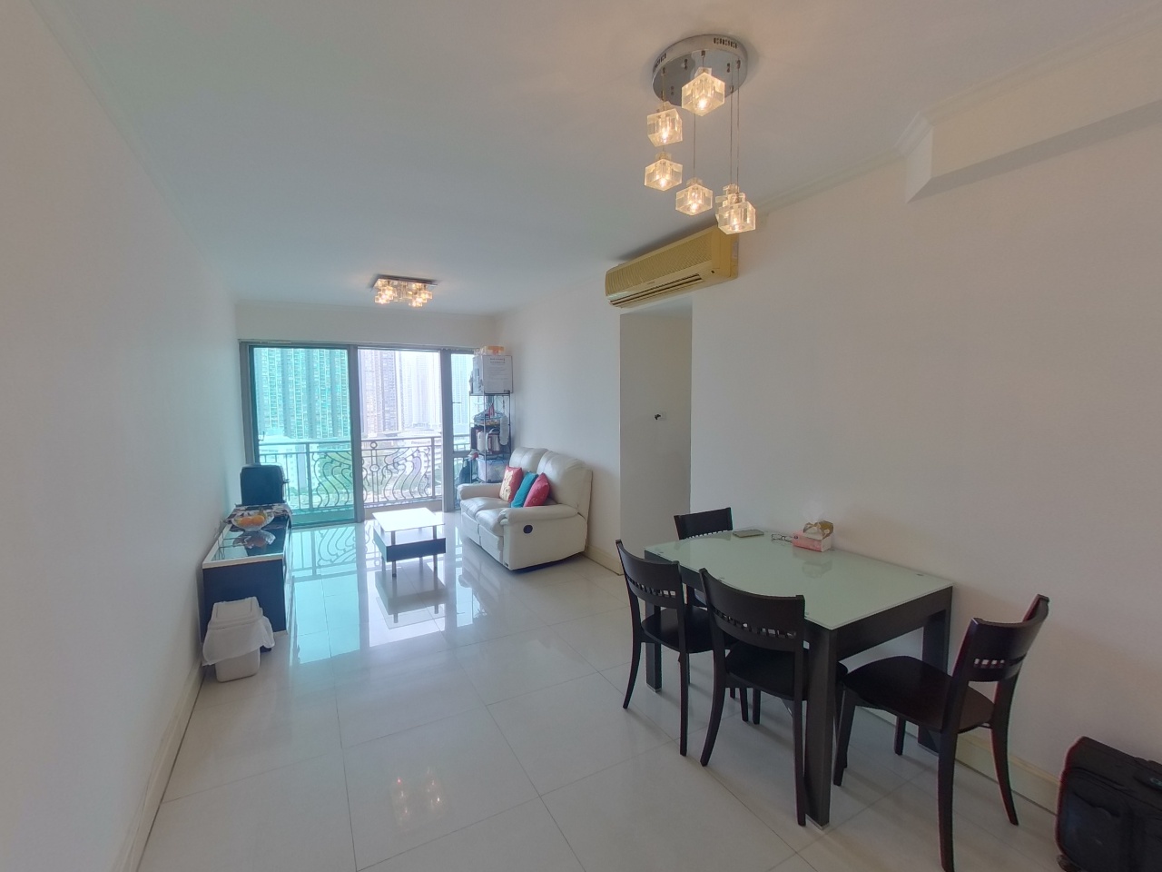 映灣園 4期 聽濤軒 16座 中層 B室 東涌