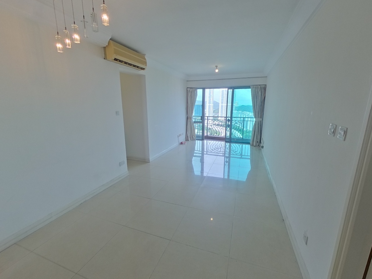 CARIBBEAN COAST PHASE 2 ALBANY COVE - Tower 6 High Floor Zone Flat G Tung Chung