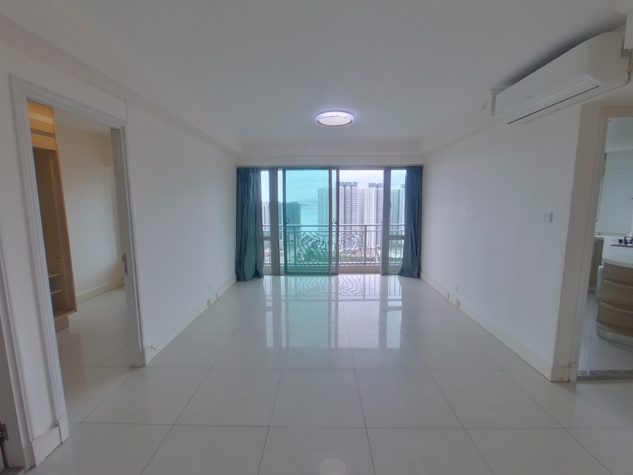 映湾园 4期 听涛轩 15座 中层 A室 东涌