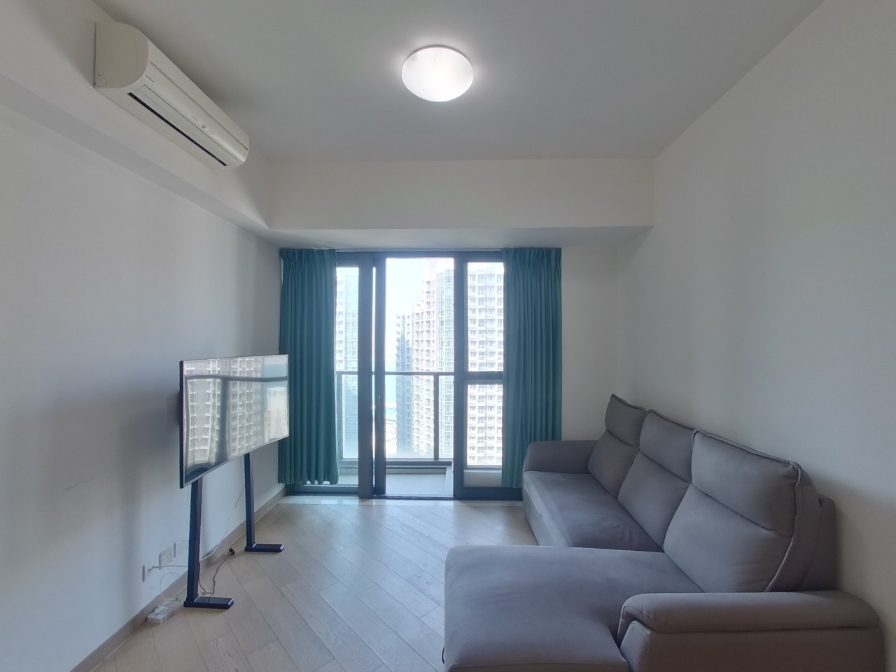 THE VISIONARY TOWER 5 High Floor Zone Flat F Tung Chung