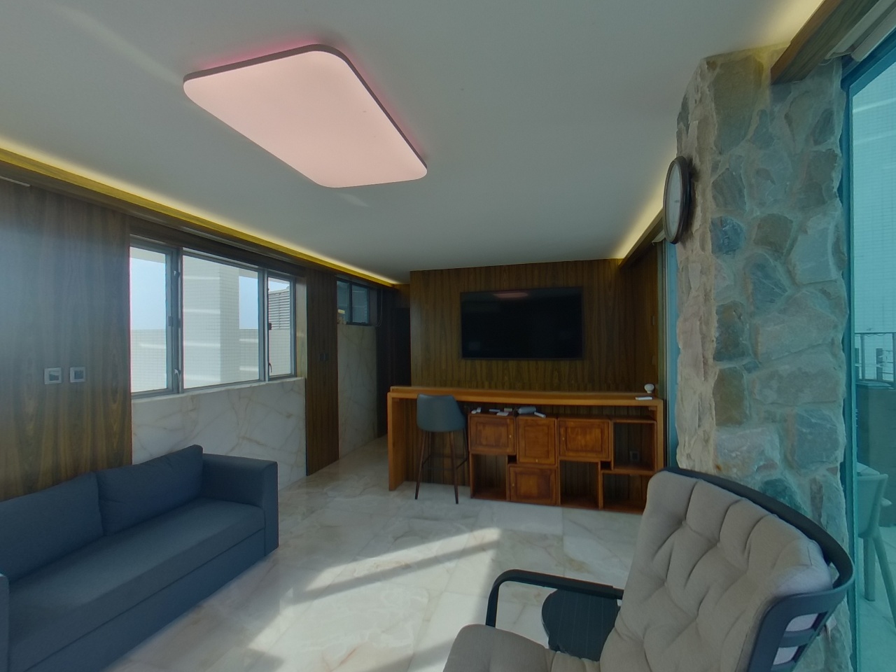 TUNG CHUNG CRESCENT PHASE 2 - Block 9 Very High Floor Zone Flat C Tung Chung