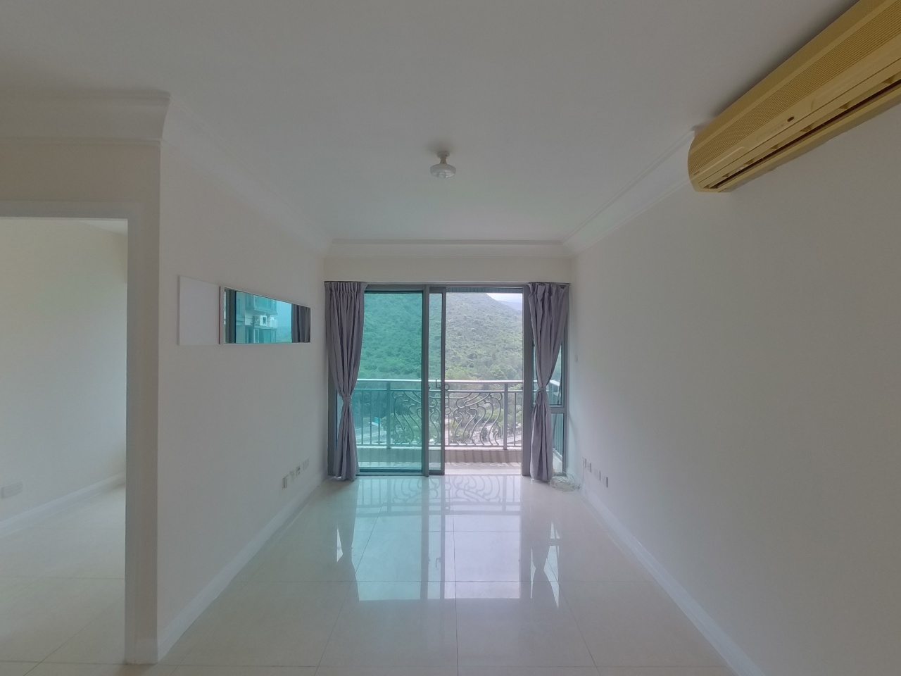 映湾园 2期 映涛轩 8座 中层 F室 东涌