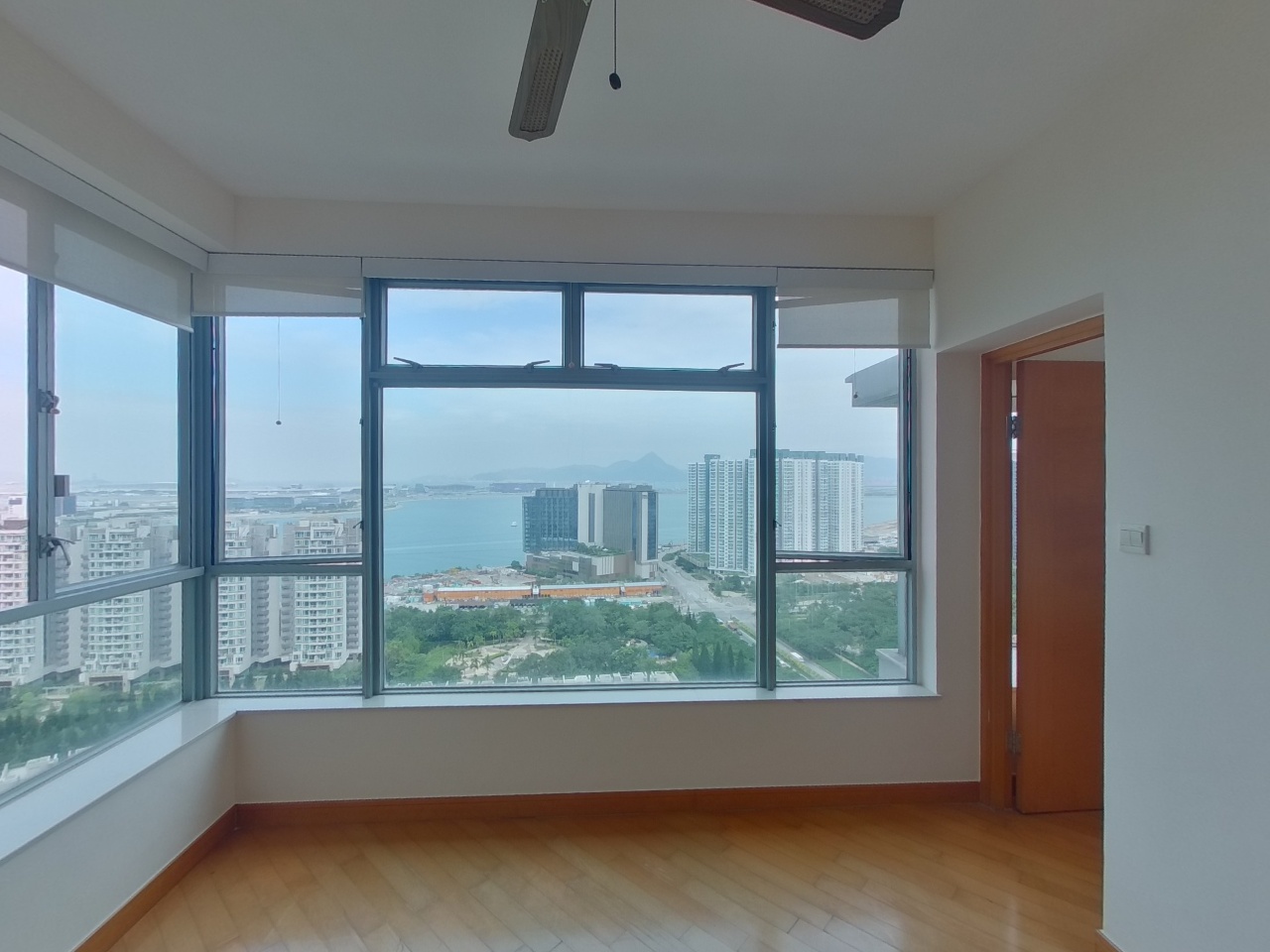 蓝天海岸 1期 2座 高层 C室 东涌