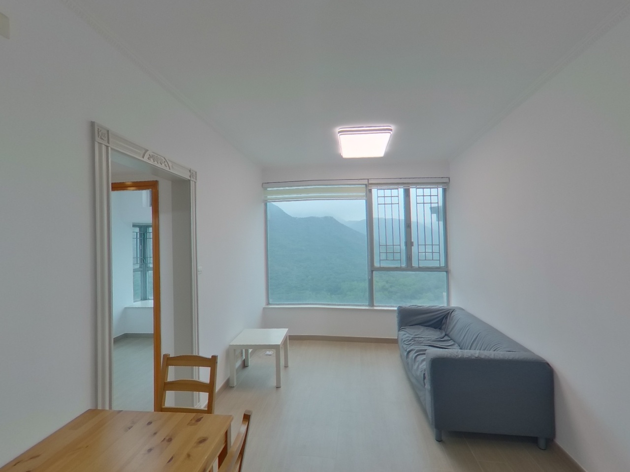 COASTAL SKYLINE PHASE 1 - Block 5 High Floor Zone Flat H Tung Chung