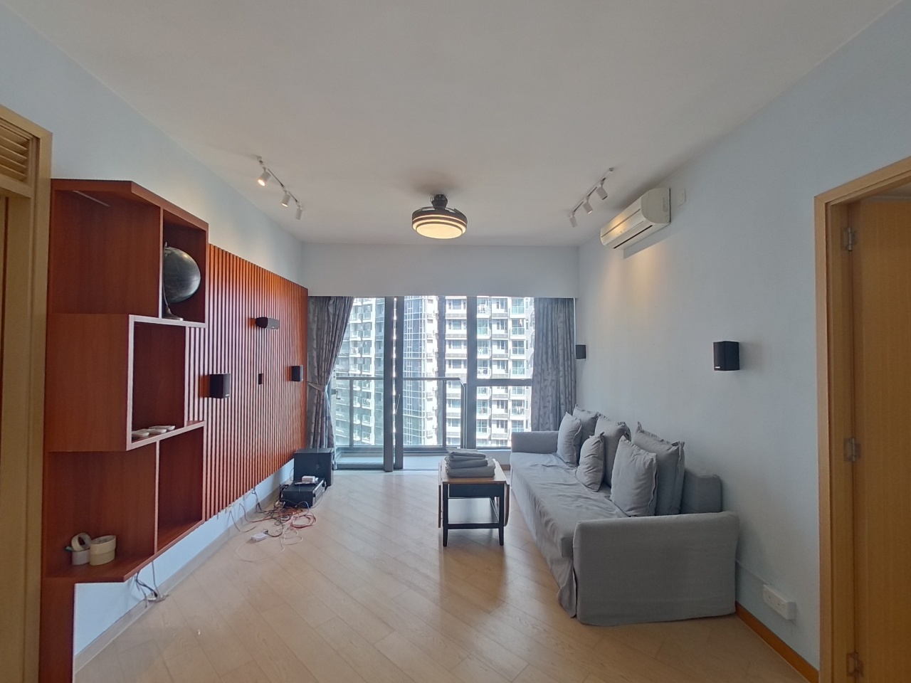 THE VISIONARY TOWER 1 Medium Floor Zone Flat E Tung Chung