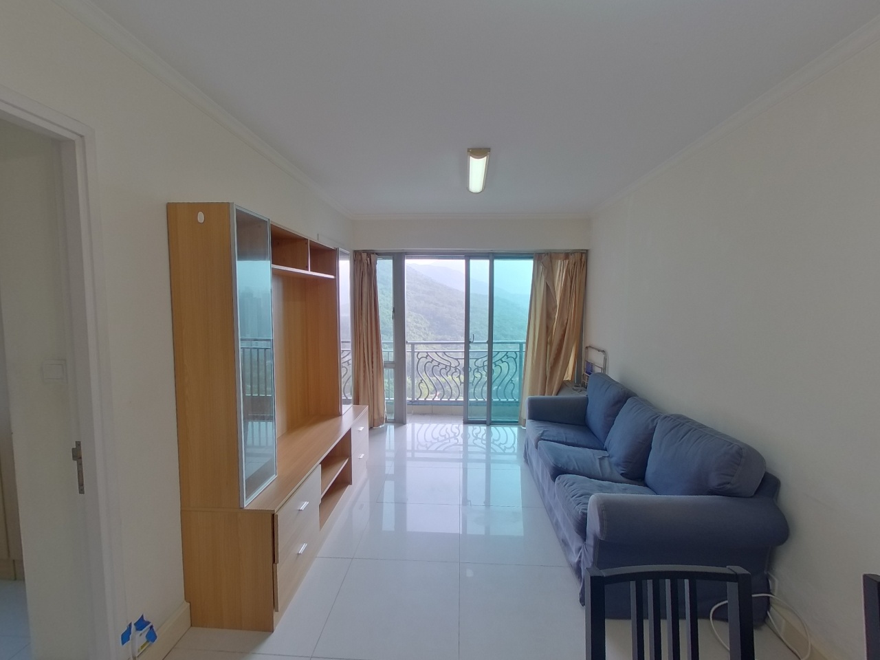 CARIBBEAN COAST PHASE 3 CARMEL COVE - Tower 11 High Floor Zone Flat E Tung Chung