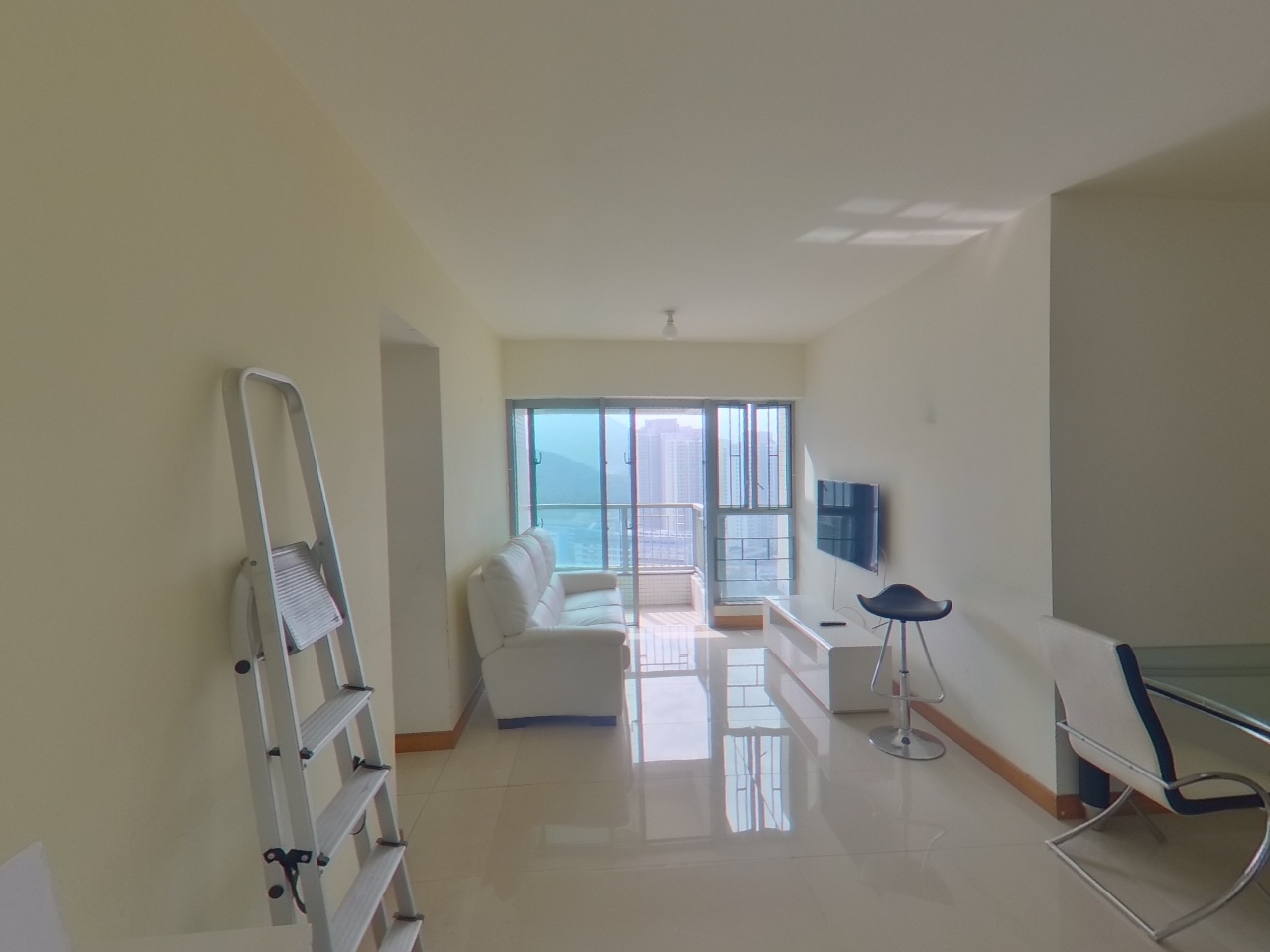 藍天海岸 3期 影岸‧紅 B座 (8座) 中層 I室 東涌