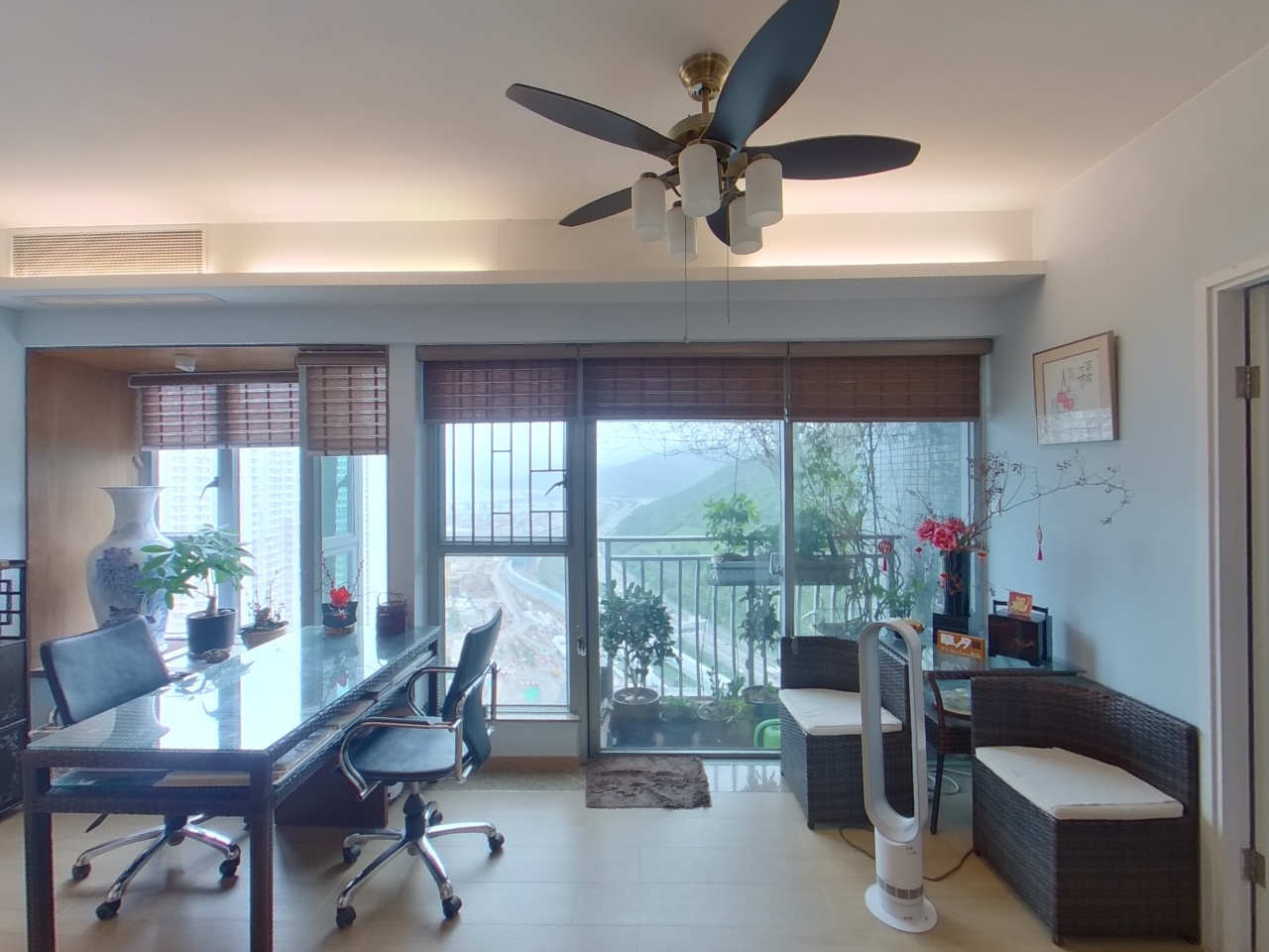 映湾园 1期 赏涛轩 1座 高层 CD室 东涌